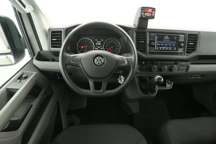 Volkswagen Crafter 2022 photo 2