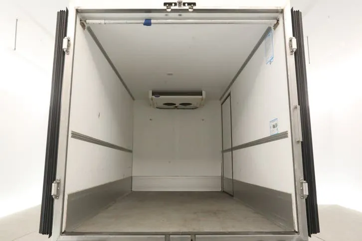 Volkswagen Crafter 2022 photo 3