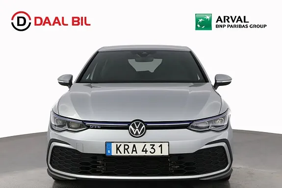 Volkswagen Golf 2024 photo 2