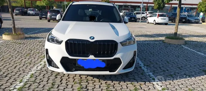 BMW X1 2023 photo 2