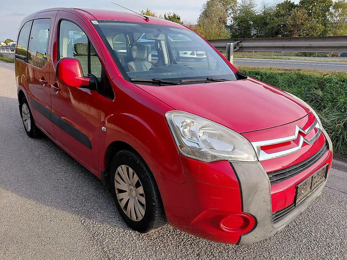 Citroen Berlingo 2011 photo 3