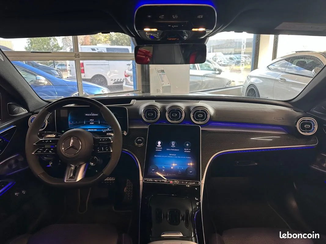 Mercedes-Benz C-Class 2024 photo 2