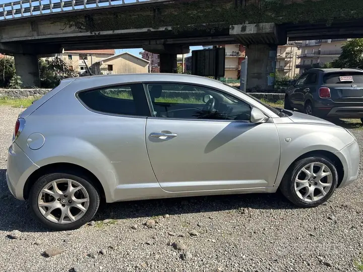 Alfa Romeo Mito 2009 photo 3