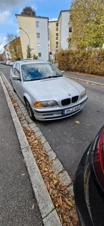 BMW E30