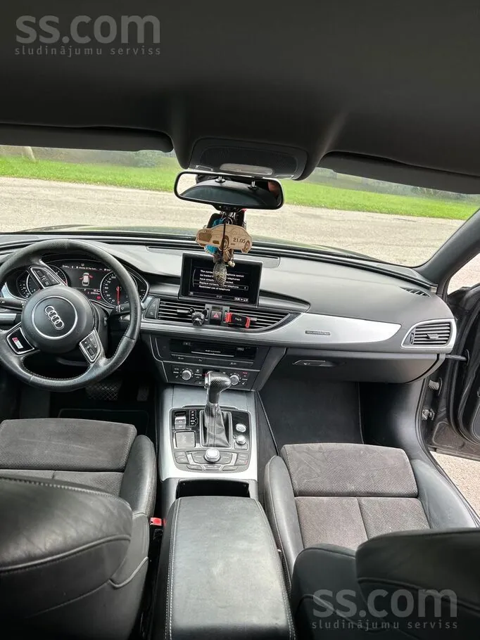 Audi A6 2012 photo 2