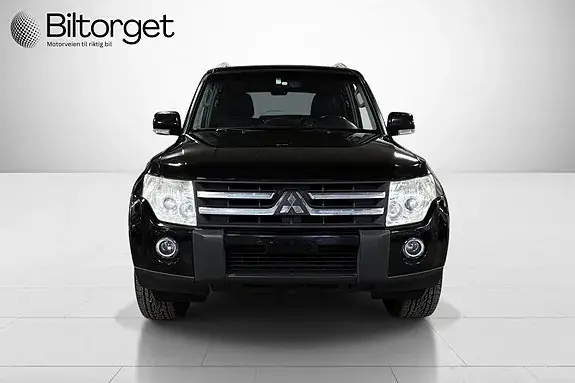 Mitsubishi Pajero 2007 photo 2