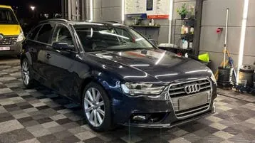 Audi A4 2013 photo 2