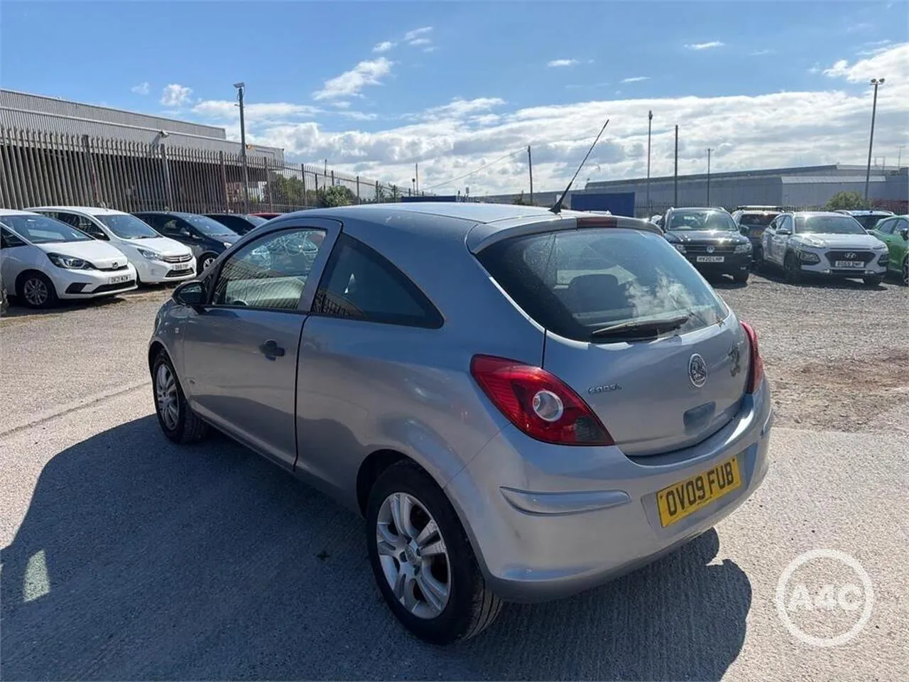Vauxhall Corsa 2009 photo 4