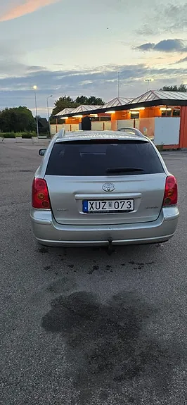 Toyota Avensis 2006 photo 4