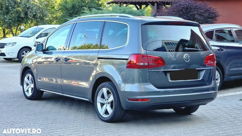 Volkswagen Sharan 2012 photo 3