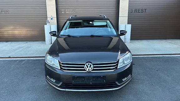 Volkswagen Passat 2012 photo 3