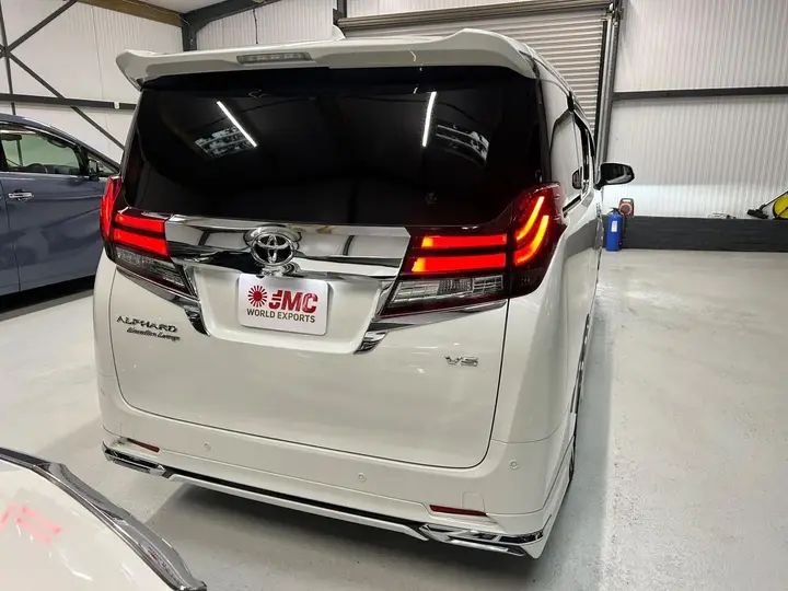 Toyota Alphard 2015 photo 5