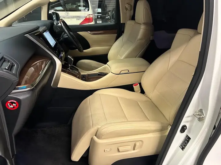 Toyota Alphard 2015 photo 3