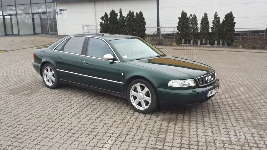 Audi S8 1998 photo 4