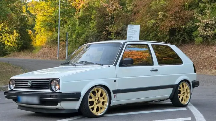 Volkswagen Golf 2