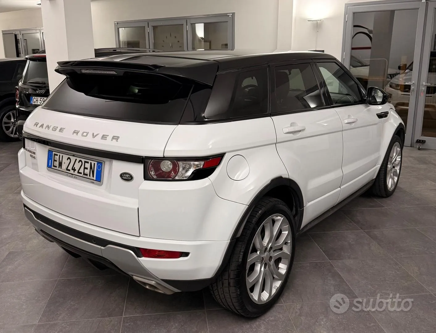 Land Rover Range Rover Evoque 2014 photo 3