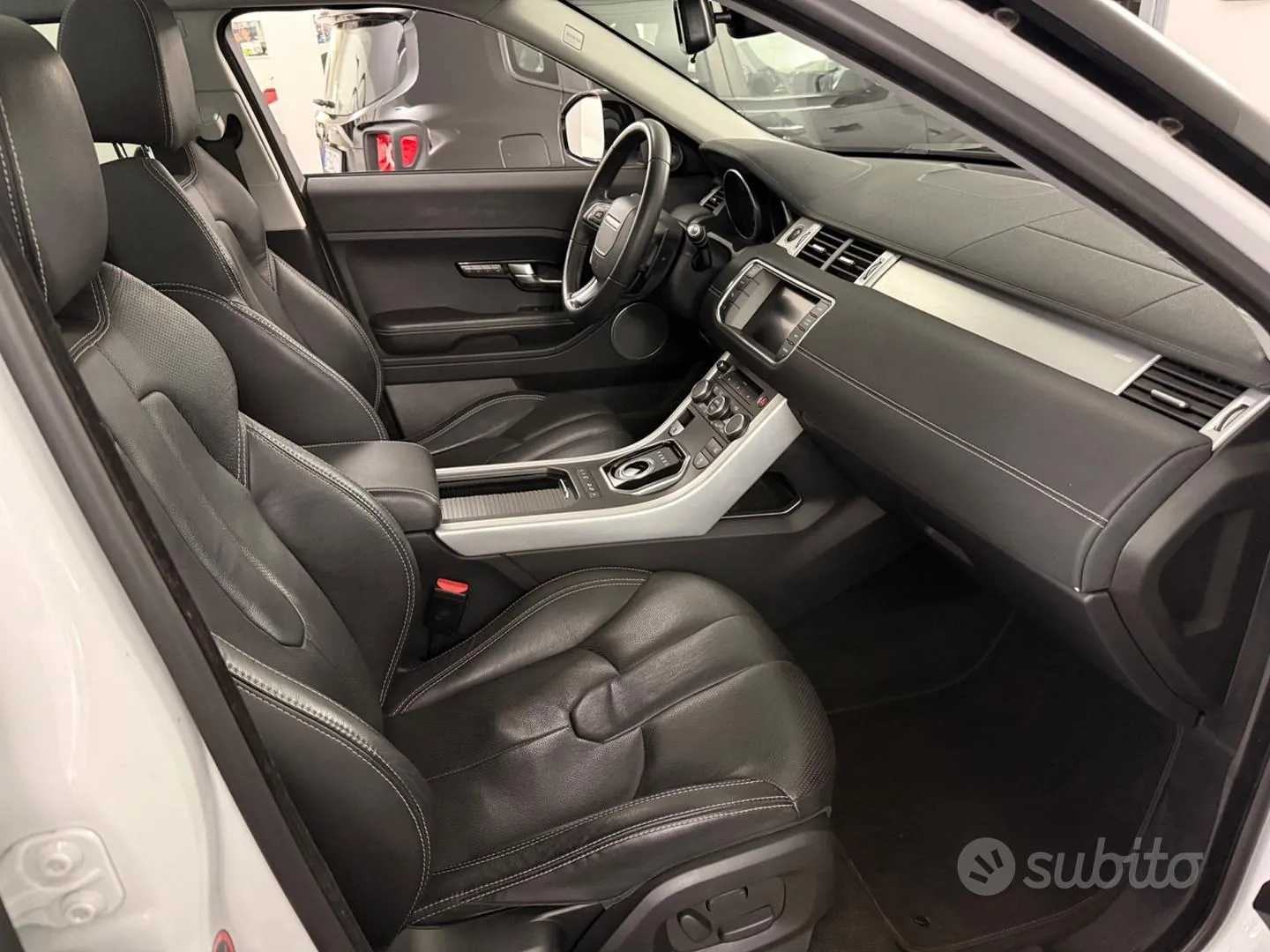 Land Rover Range Rover Evoque 2014 photo 5