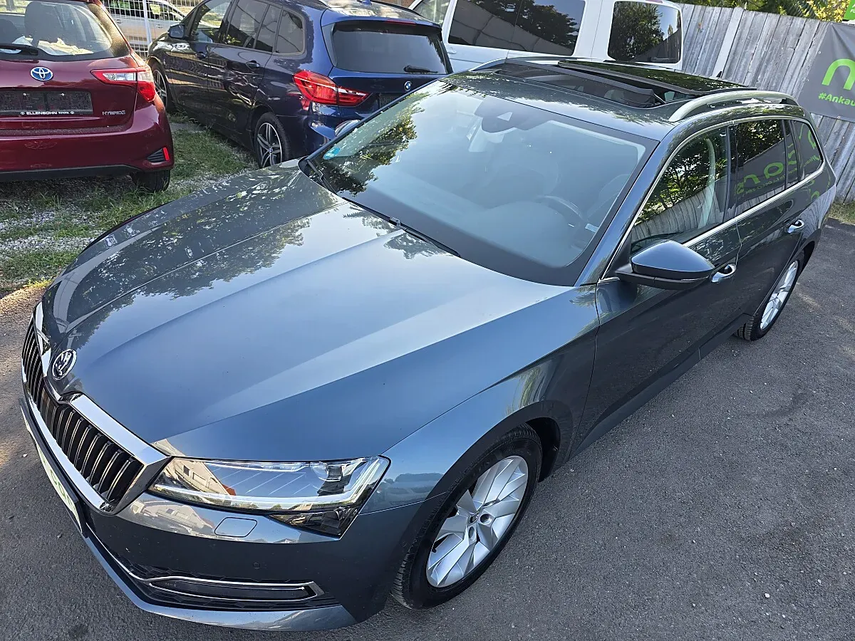 Skoda Superb 2021 photo 3
