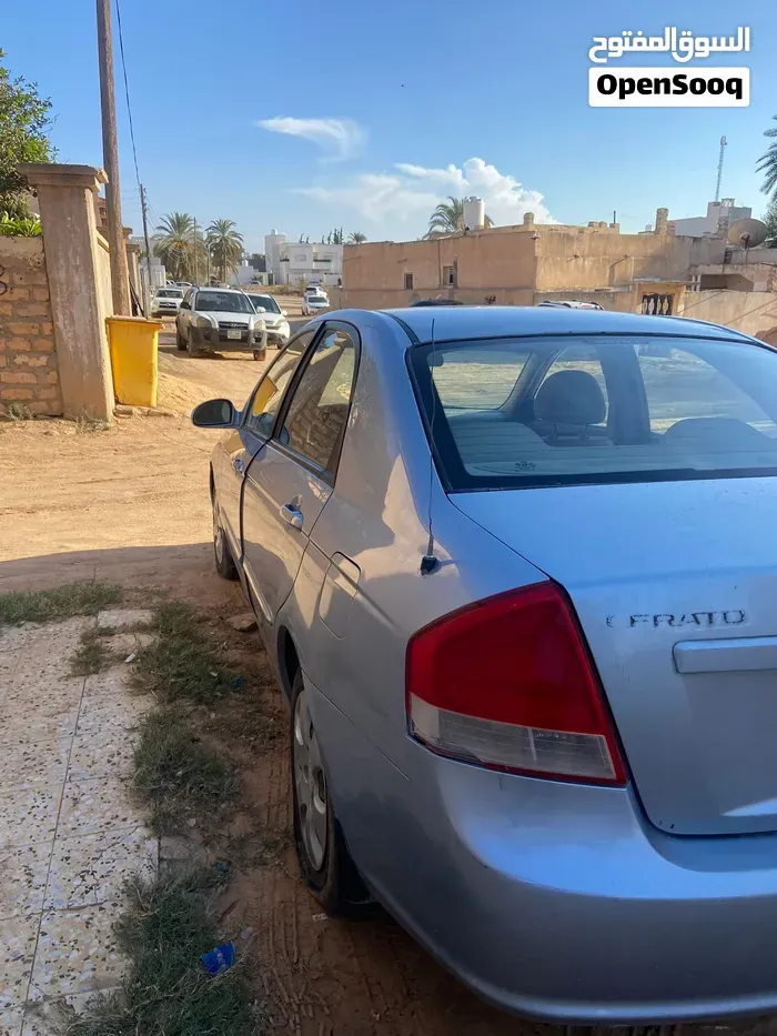 Kia Cerato 2008 photo 2