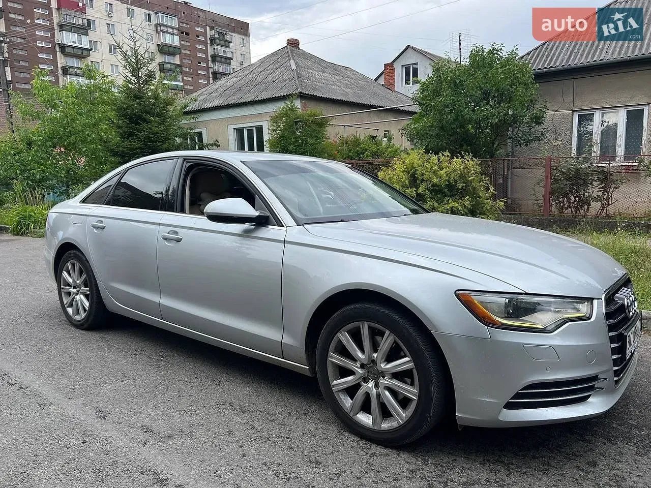 Audi A6 2013 photo 2