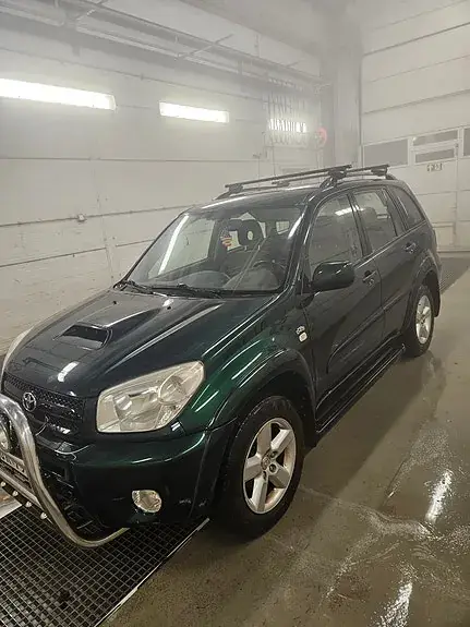 Toyota Rav4 2004 photo 2