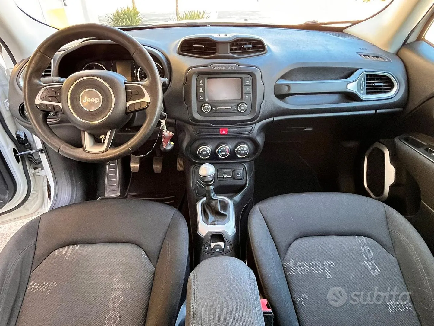 Jeep Renegade 2017 photo 4