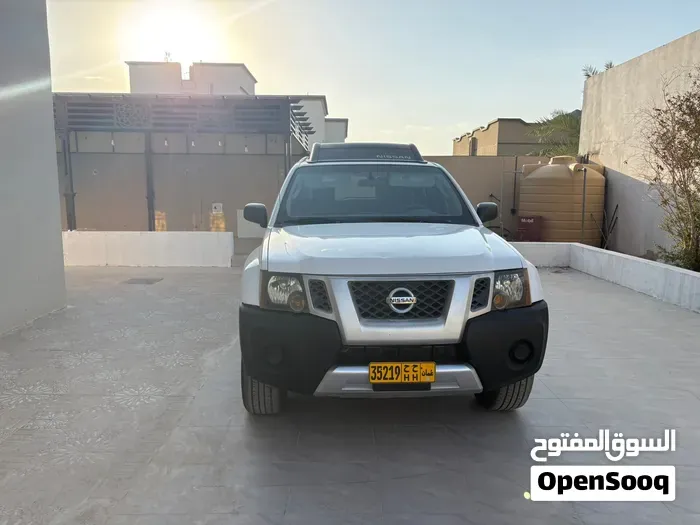 Nissan Xterra 2012 photo 2