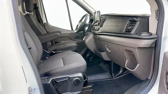 Ford Transit 2021 photo 3