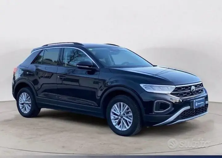 Volkswagen T-Roc 2022 photo 3