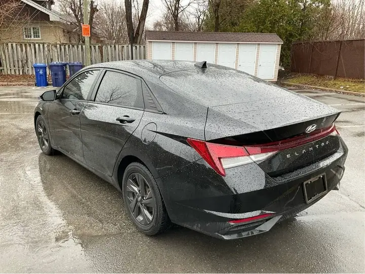 Hyundai Elantra 2022 photo 5
