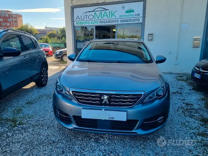 Peugeot 308 2018 photo 3
