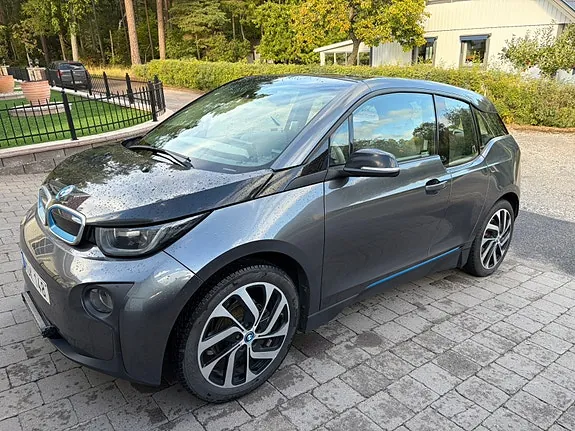 BMW I3