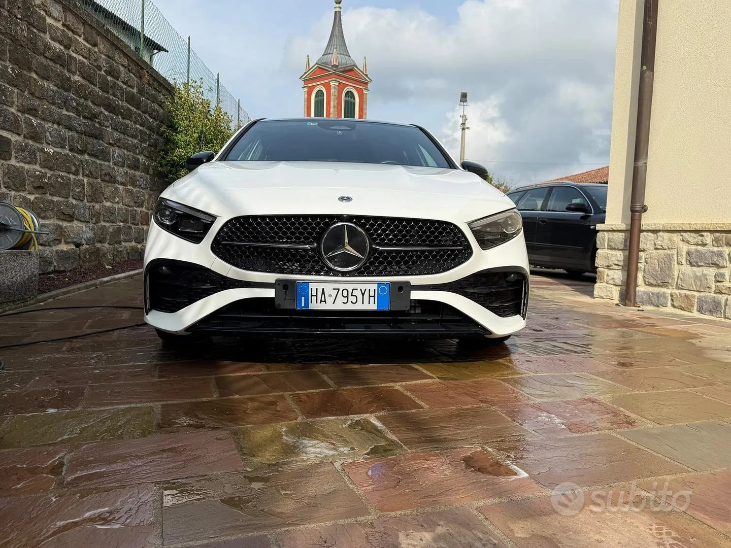 Mercedes-Benz A200 2025 photo 4