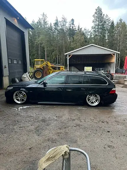 BMW 520D 2009 photo 4