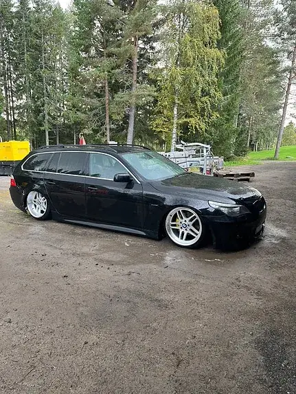 BMW 520D 2009 photo 3