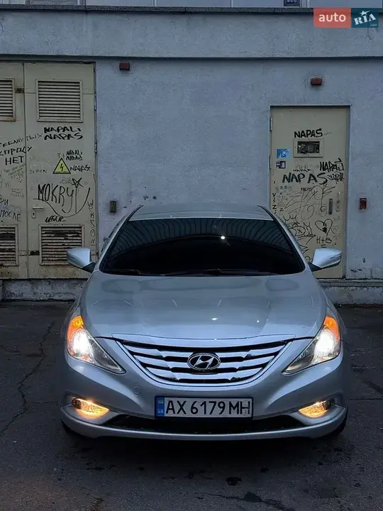 Hyundai Sonata