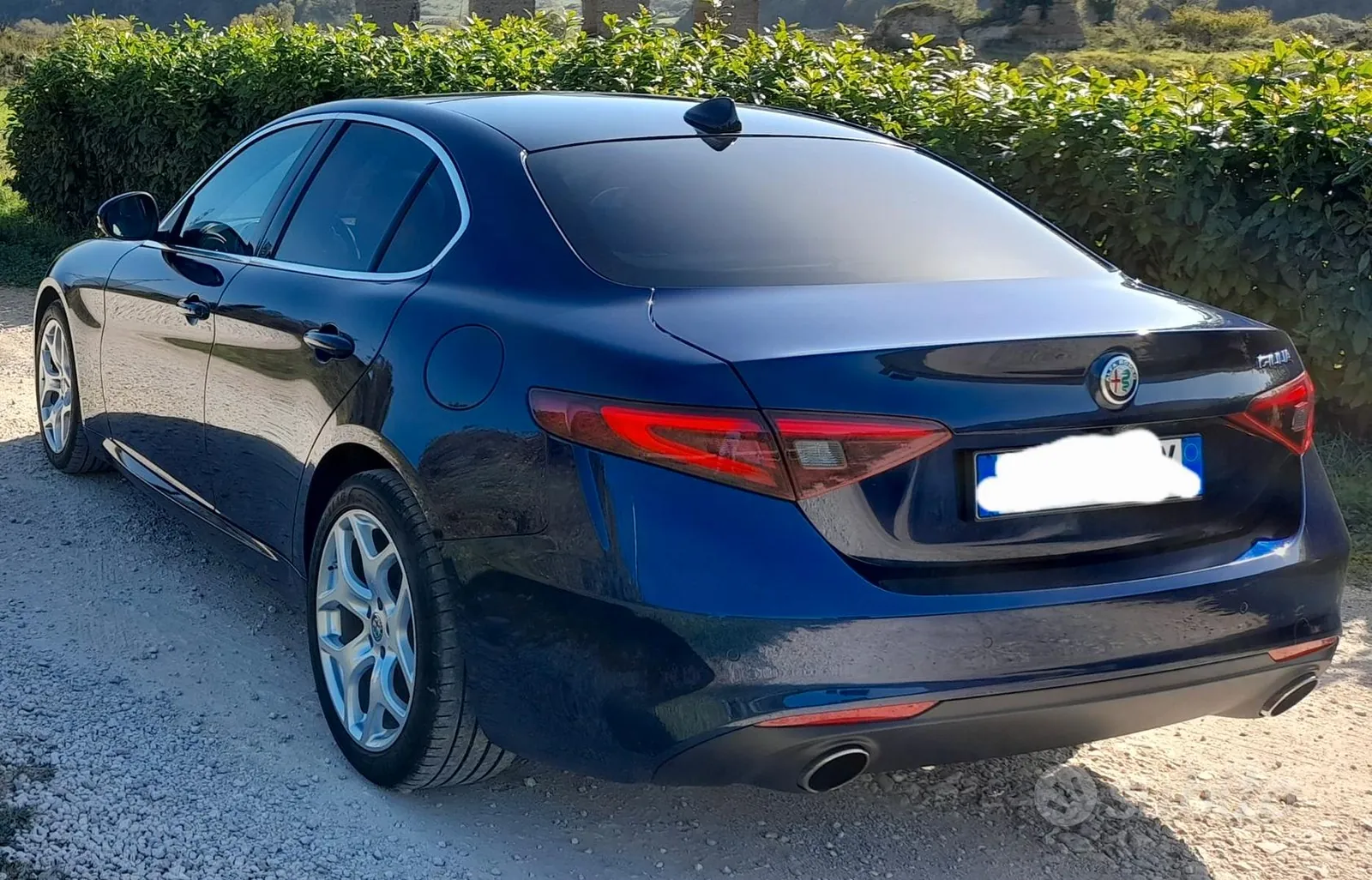 Alfa Romeo Giulia 2019 photo 2