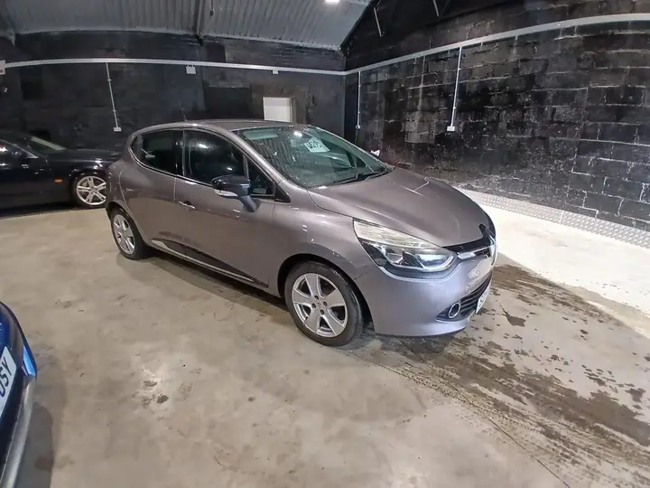 Renault Clio 2014 photo 4