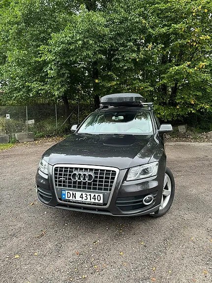 Audi Q5 2010 photo 2