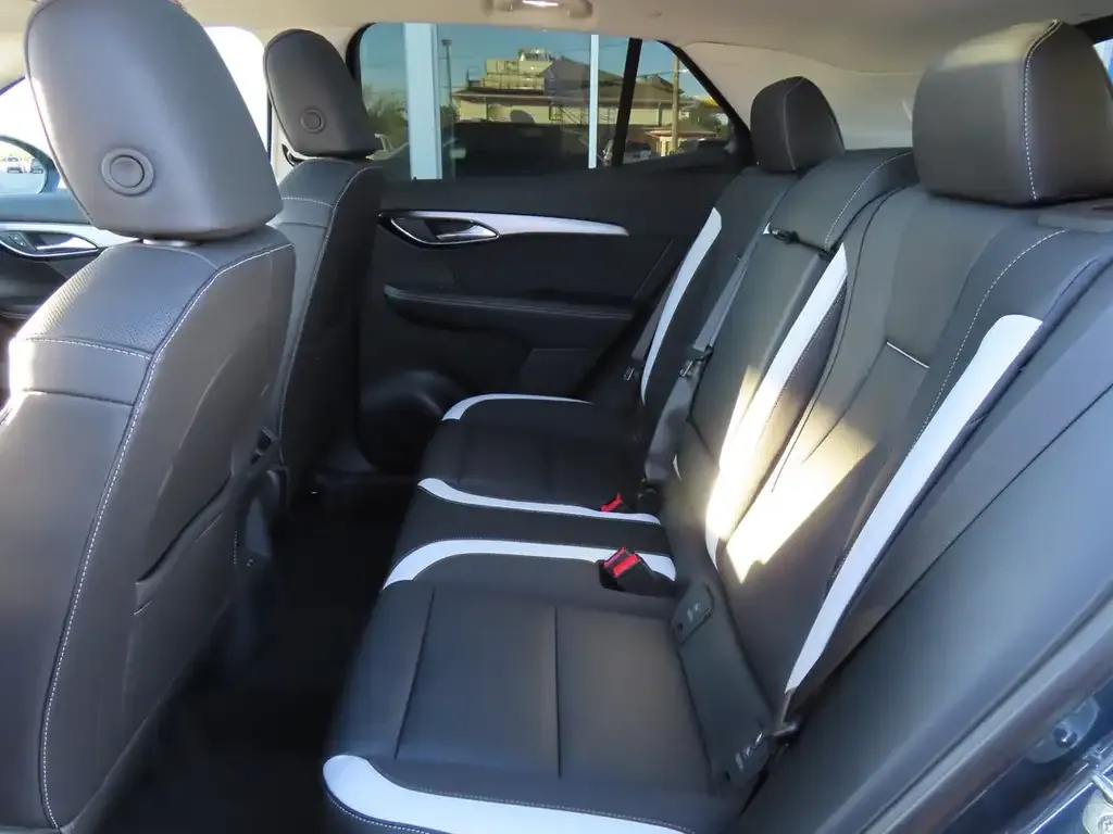 Buick Envision 2026 photo 5