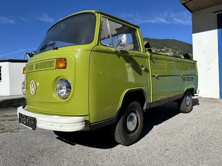 Volkswagen T2 1978 photo 2