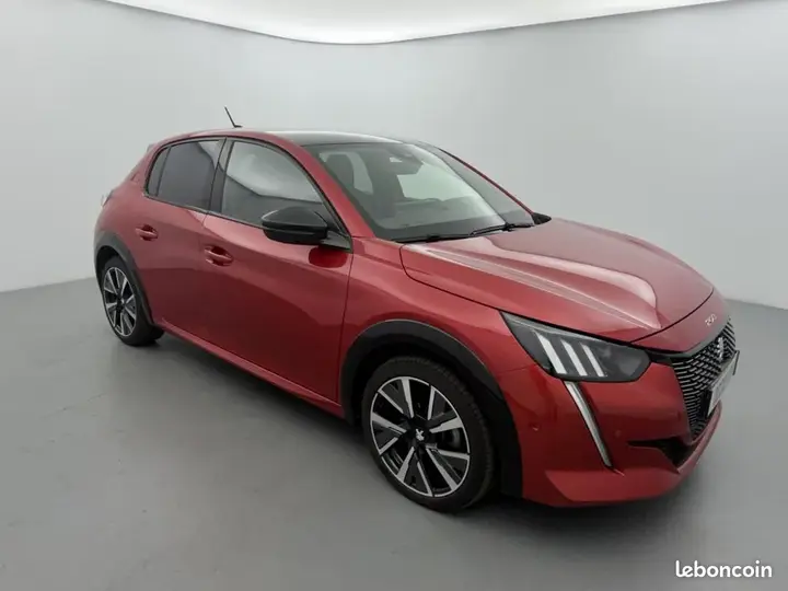 Peugeot 208 2022 photo 3