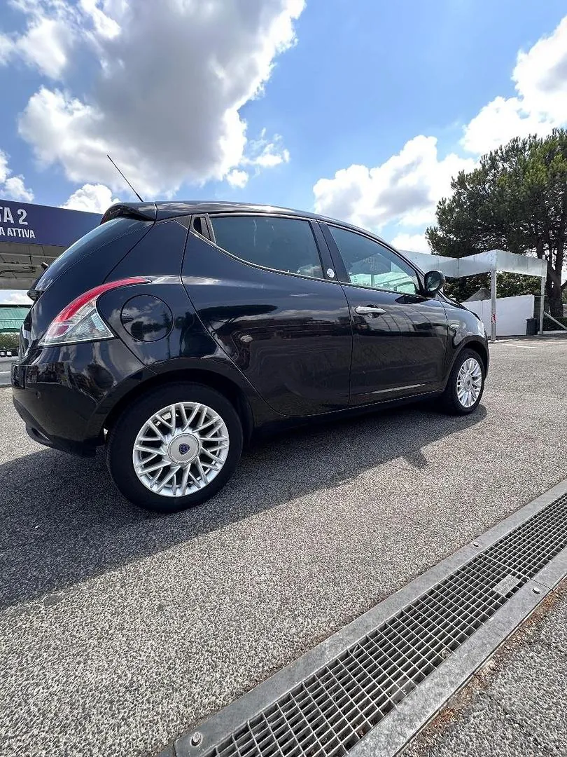 Lancia Ypsilon 2014 photo 5