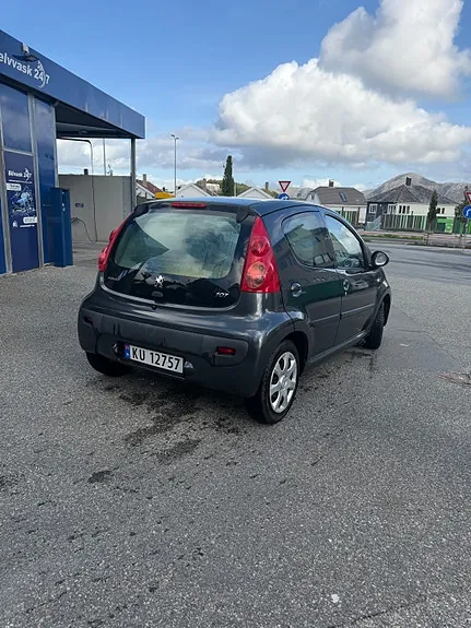 Peugeot 107 2010 photo 4