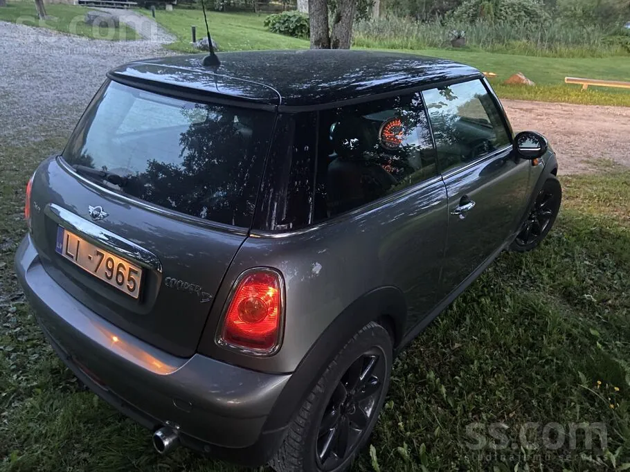 Mini Cooper 2009 photo 2