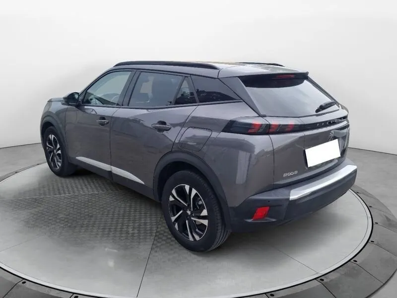 Peugeot 2008 2020 photo 2
