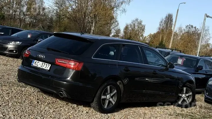 Audi A6 Avant 2012 photo 3