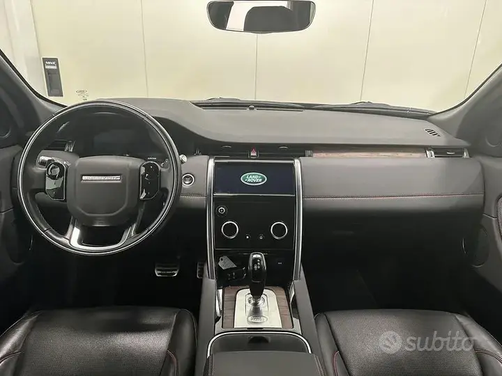 Land Rover Discovery Sport 2020 photo 4
