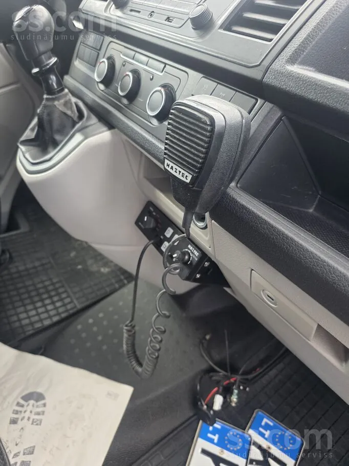 Volkswagen Transporter 2018 photo 5