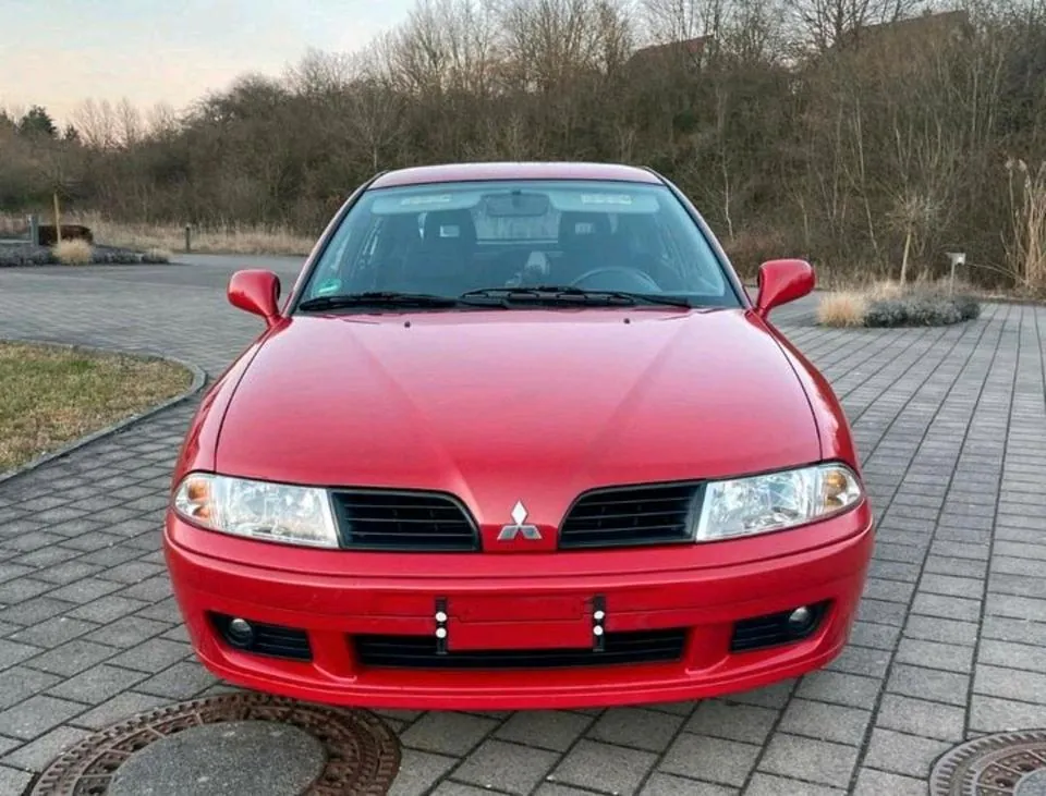 Mitsubishi Carisma